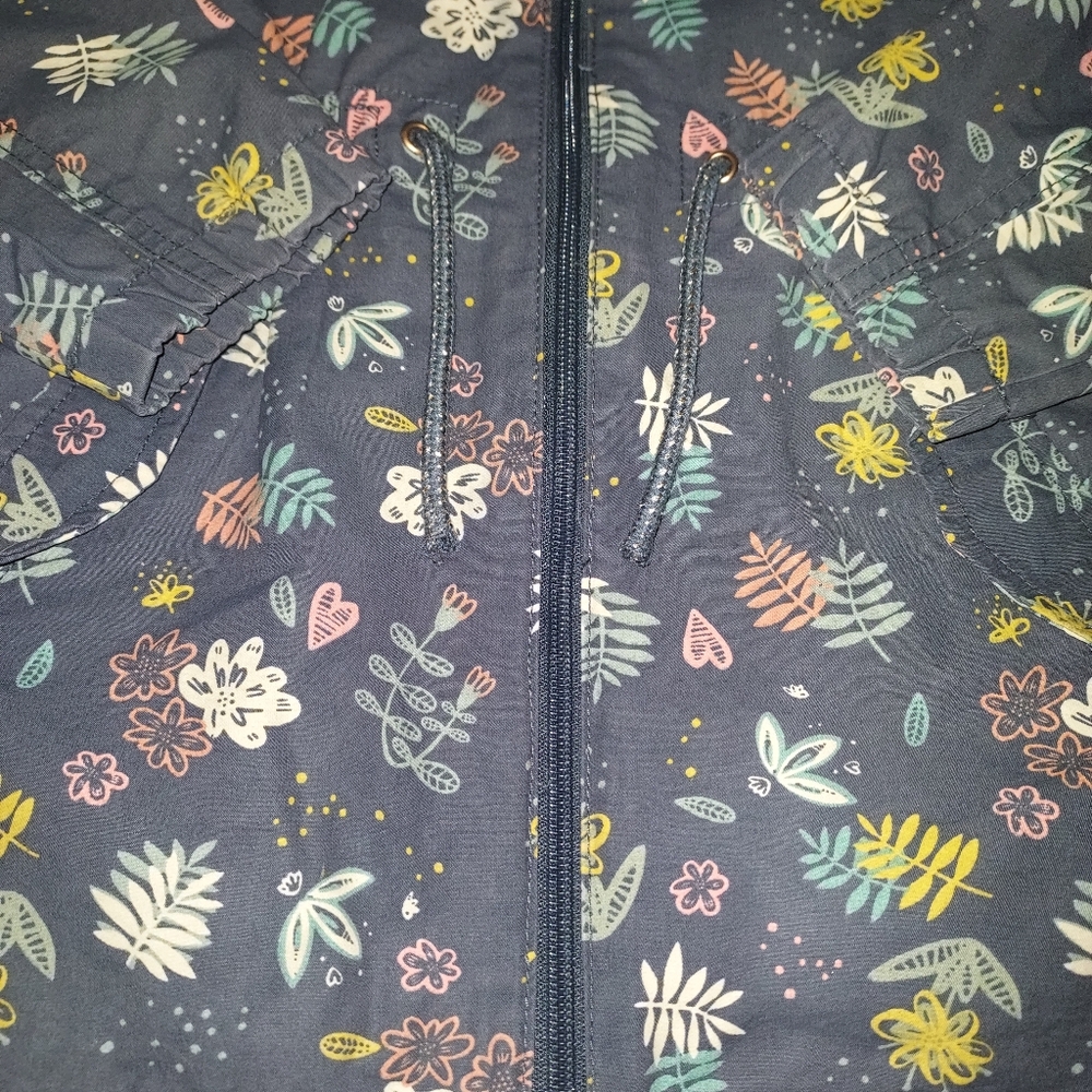 Spring/fall light jacket 4-6 - Picture 2 of 6